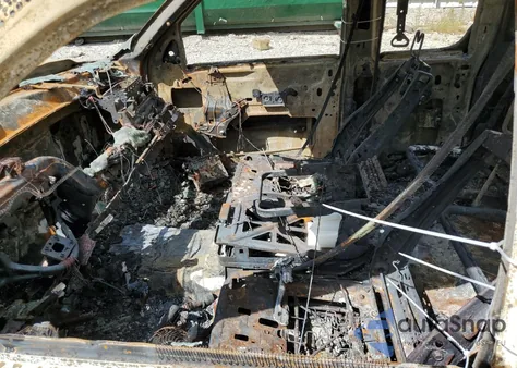 2013 Chevrolet Silverado K1500 Lt from USA, damaged, VIN 1GCRKSE70DZ213096